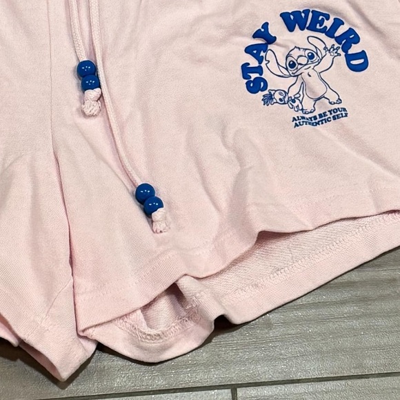 Stitch Stay Weird Pink Shorts LARGE - Picture 4 of 4